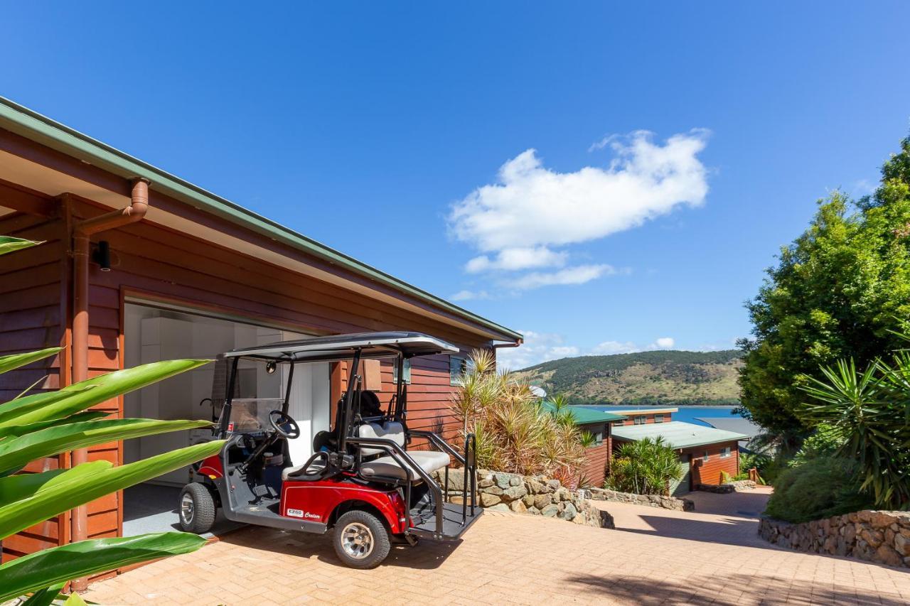 Casuarina Cove Apartments ハミルトン・アイランド エクステリア 写真