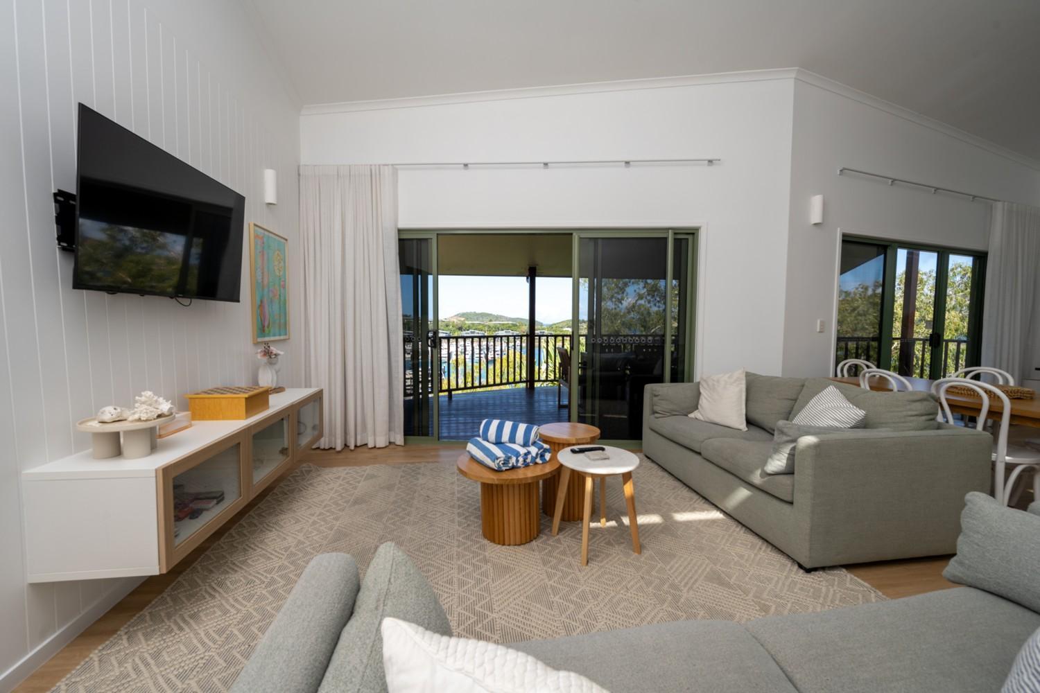 Casuarina Cove Apartments ハミルトン・アイランド エクステリア 写真