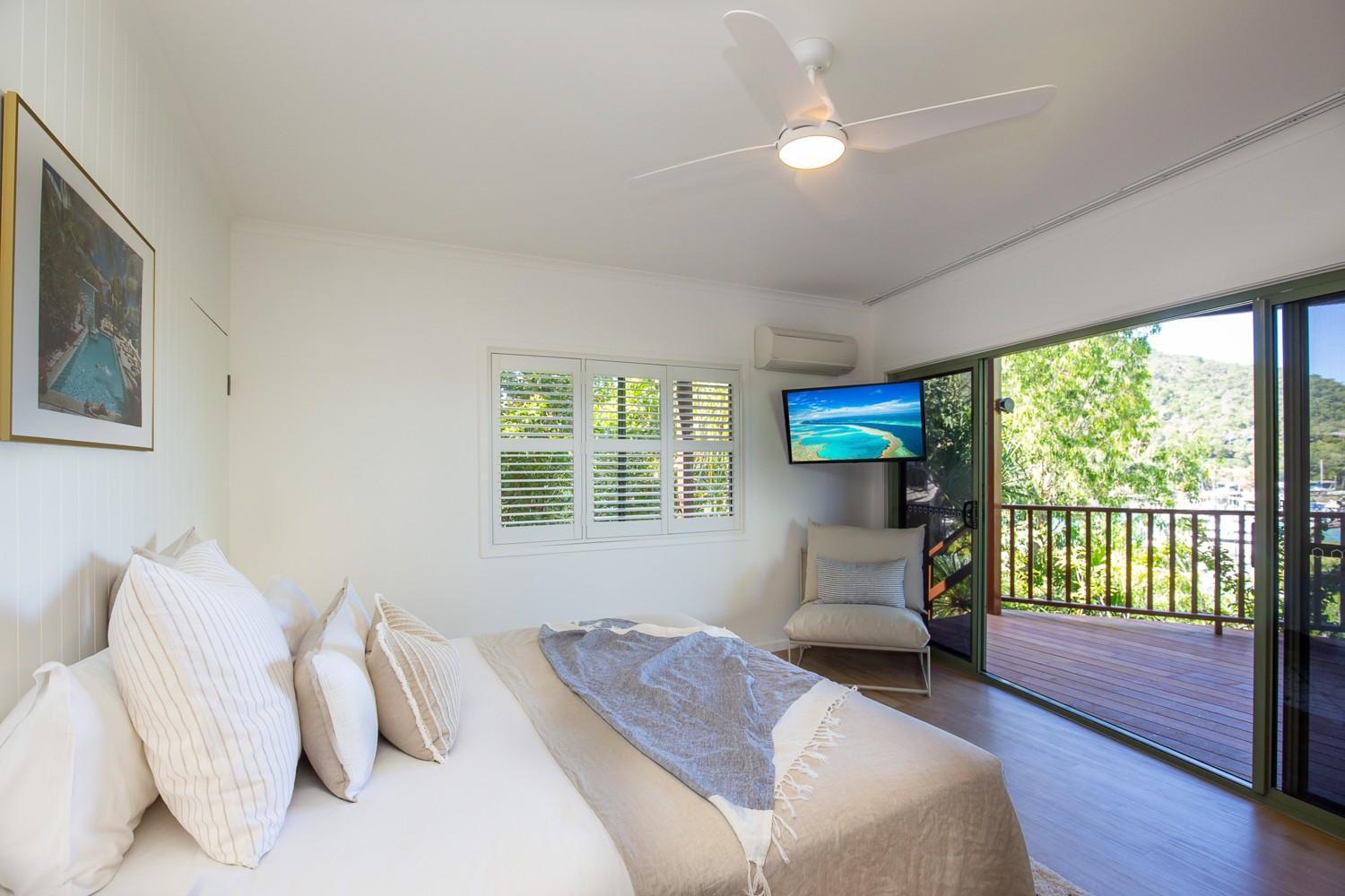 Casuarina Cove Apartments ハミルトン・アイランド エクステリア 写真