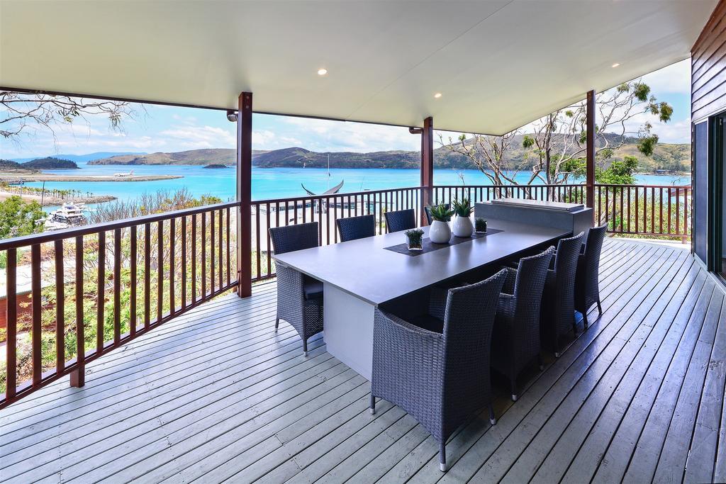 Casuarina Cove Apartments ハミルトン・アイランド エクステリア 写真